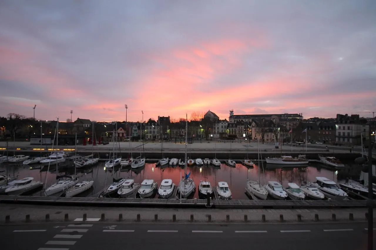 Apartment La Magie Du Port De Vannes Et Son Centre Historique A Pied France